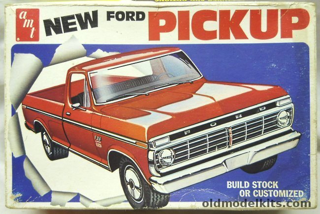 AMT 1/25 1975 Ford F-350 New Ford Pickup Witn Ranger XLT Trim, T387 plastic model kit